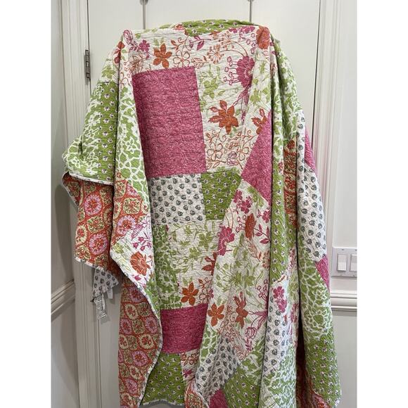 JC Penney Home Collection Quilt King Bedding Reversible Cotton Floral Farmhouse - Picture 11 of 15